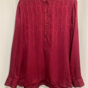 Gucci Red Casual 100% silk Button Down Shirt with Luxurious Sheen.